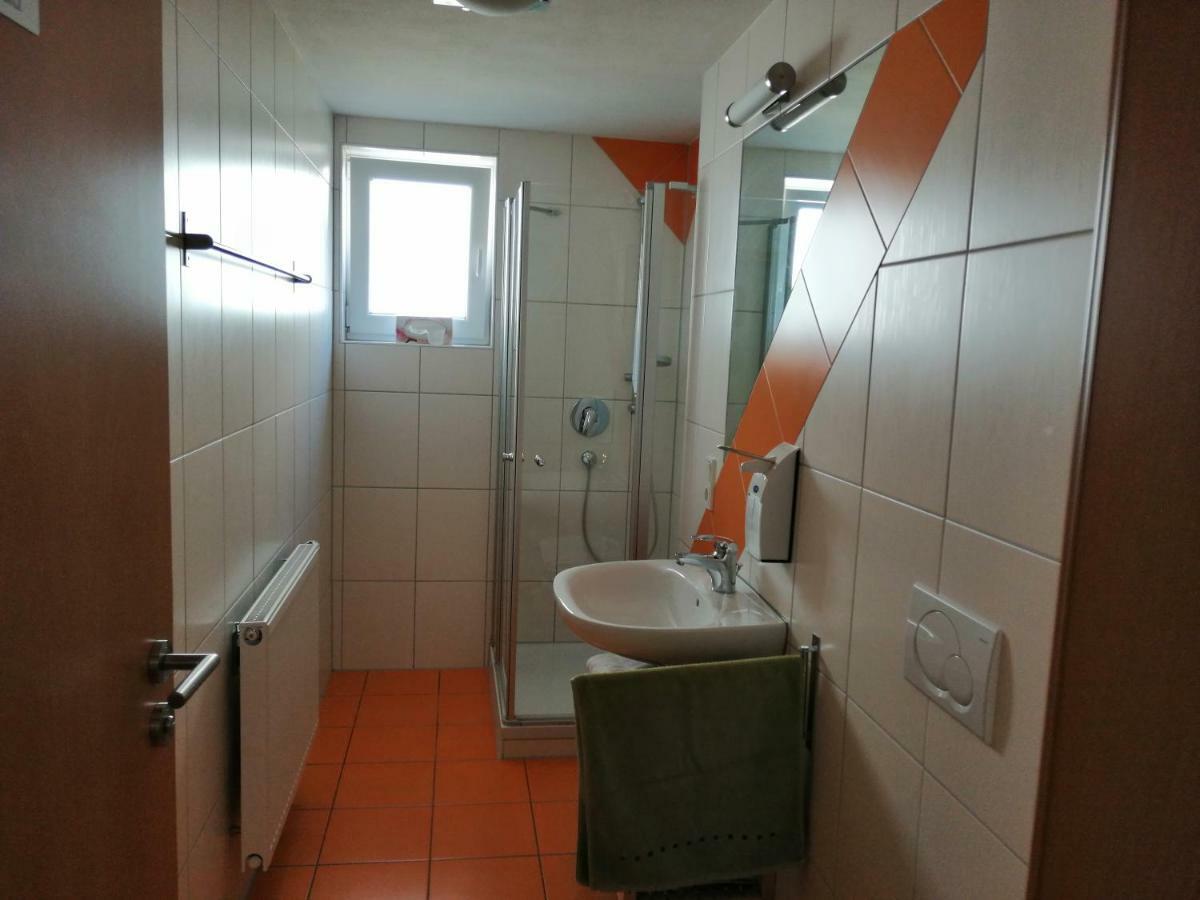 Haag Zimmervermietung Ebnat ภายนอก รูปภาพ